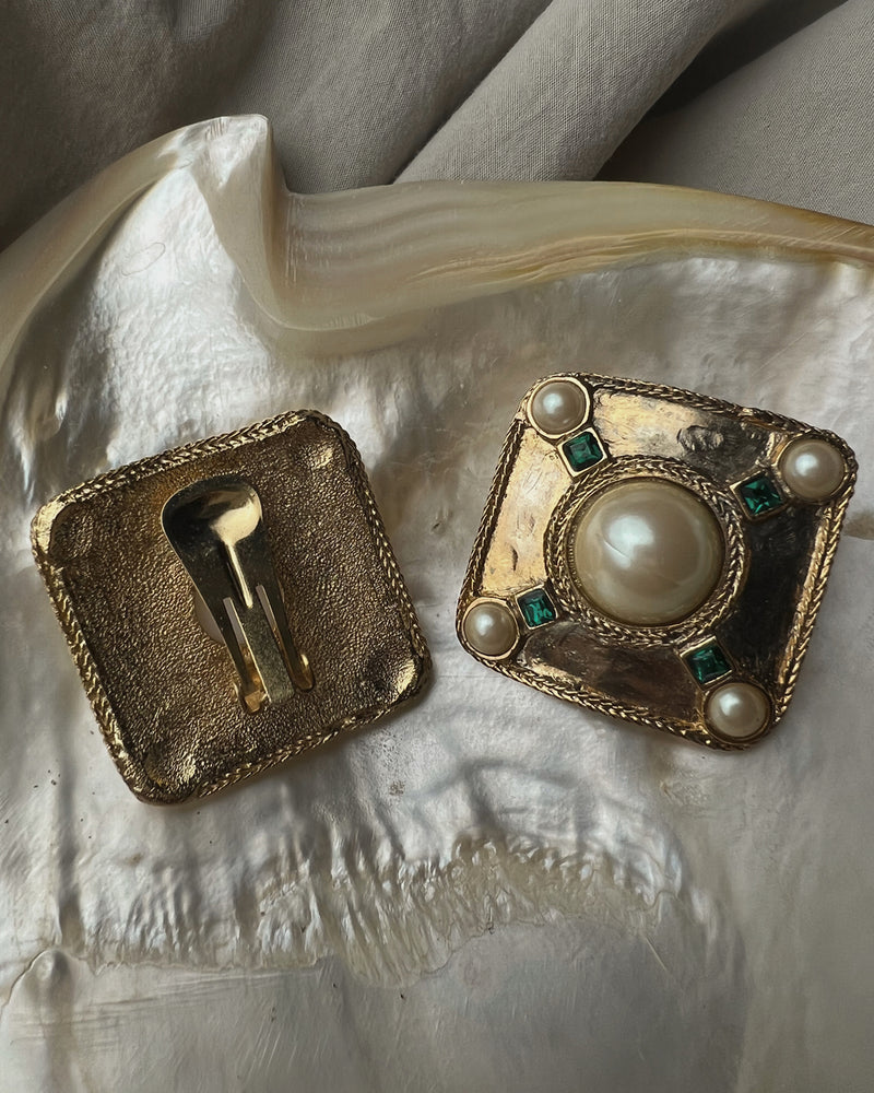 Vintage Emerald & Pearl Clip Ons