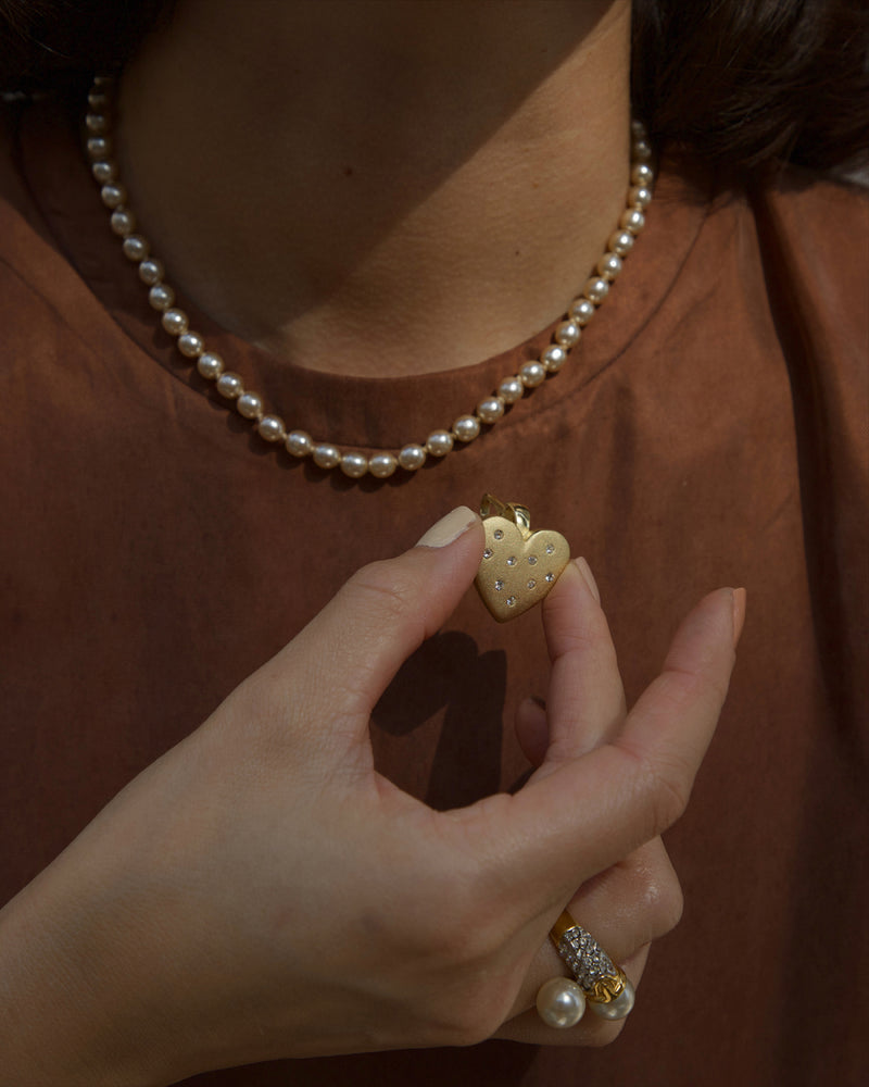 Vintage Heart Pendant Pearl Necklace