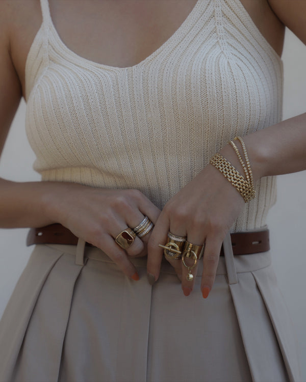 Lorena Signet Ring Gold