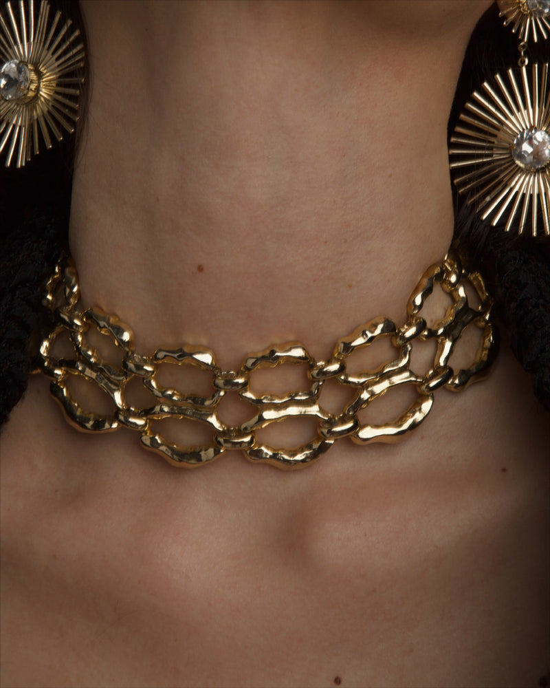 Vintage Oversized Abstract Collar