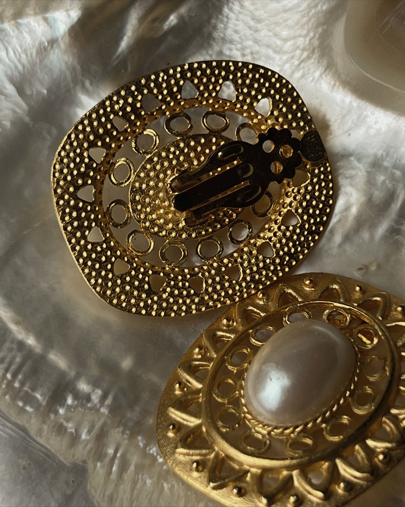 Vintage Ornate Pearl Cabchon Clip Ons
