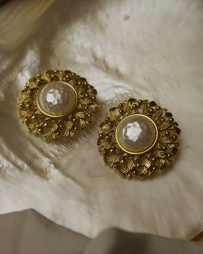 Vintage Oversized Pearl Cabochon Clip Ons