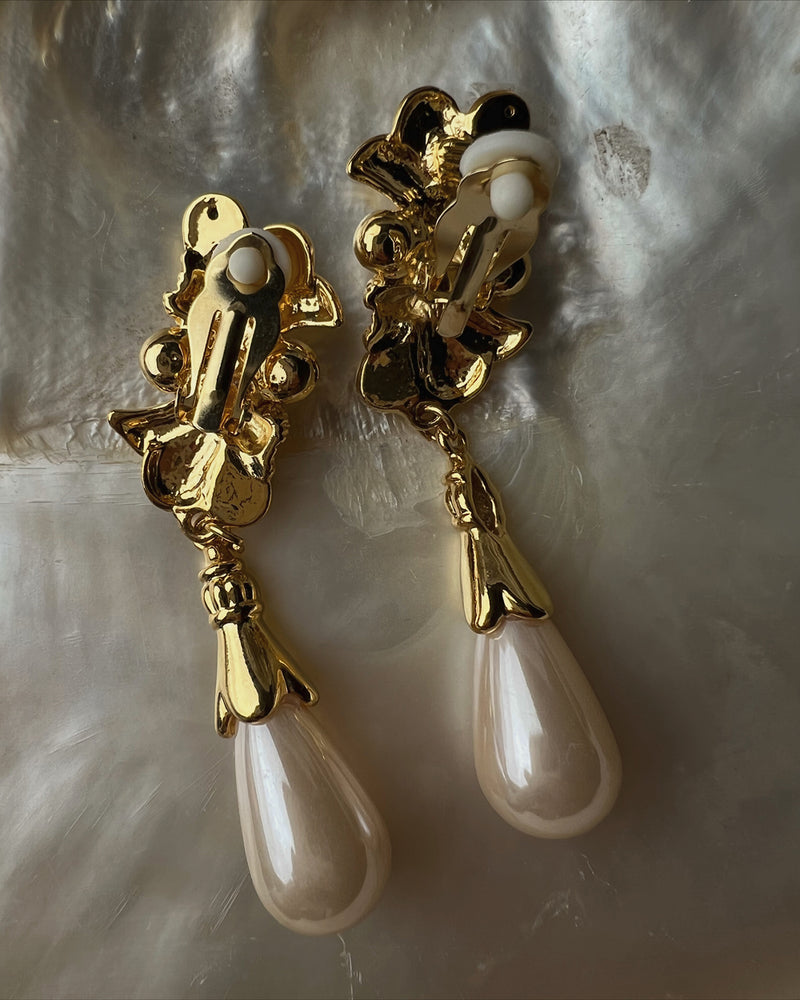 Vintage Oversized Pearl Drop Earrings