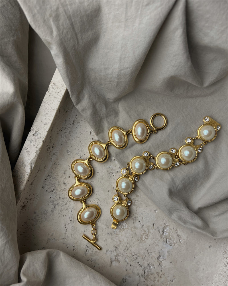 Vintage Pearl Cabochon Toggle Bracelet