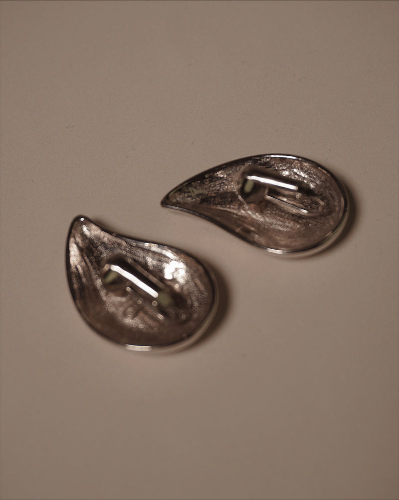 Vintage Silver Teardrop Clip Ons